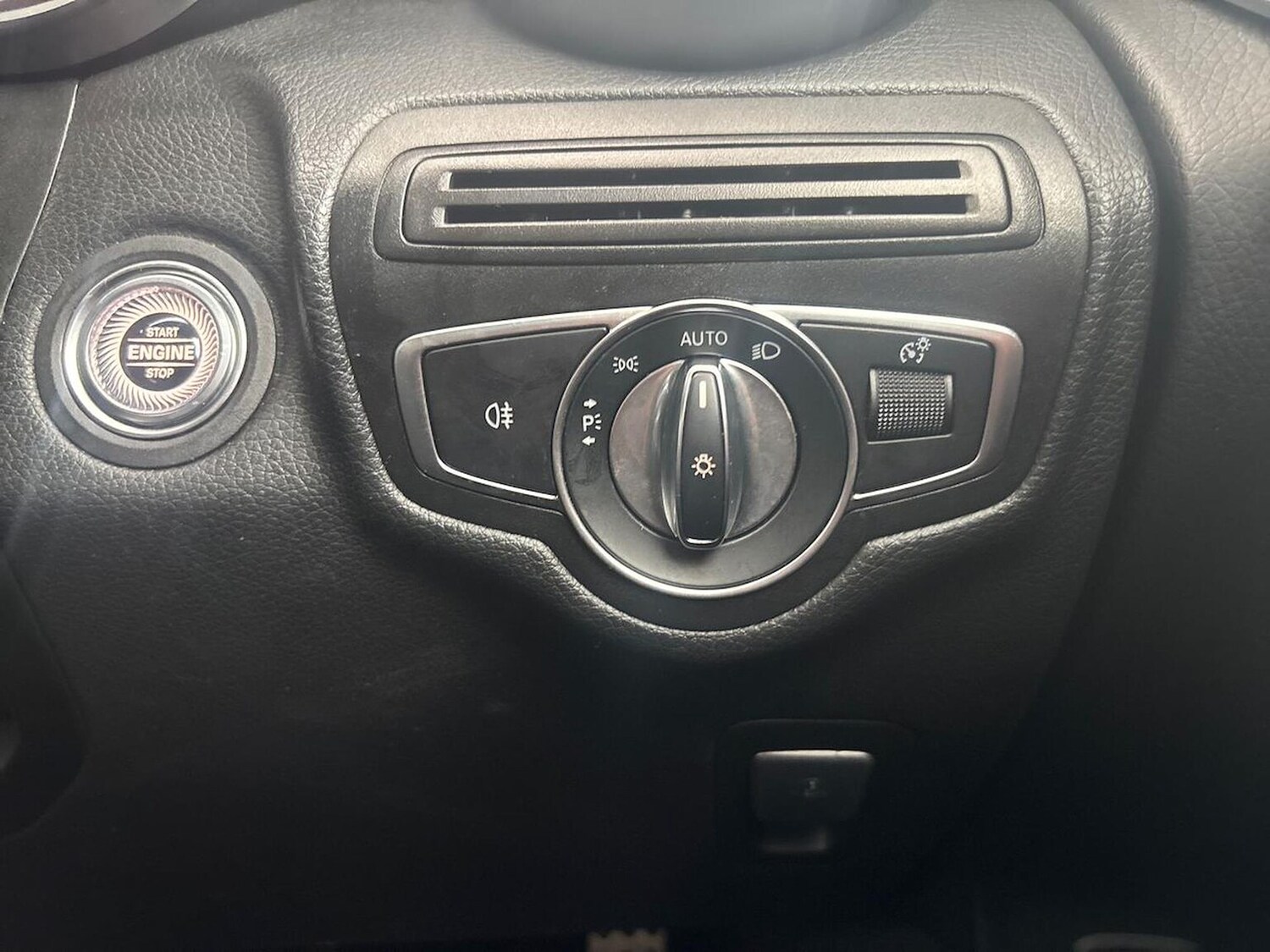 Used Mercedes-Benz GLC 2020 for sale - 76426788: Photo 22