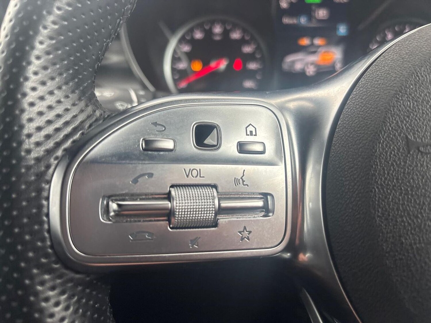 Used Mercedes-Benz GLC 2020 for sale - 76426788: Photo 26