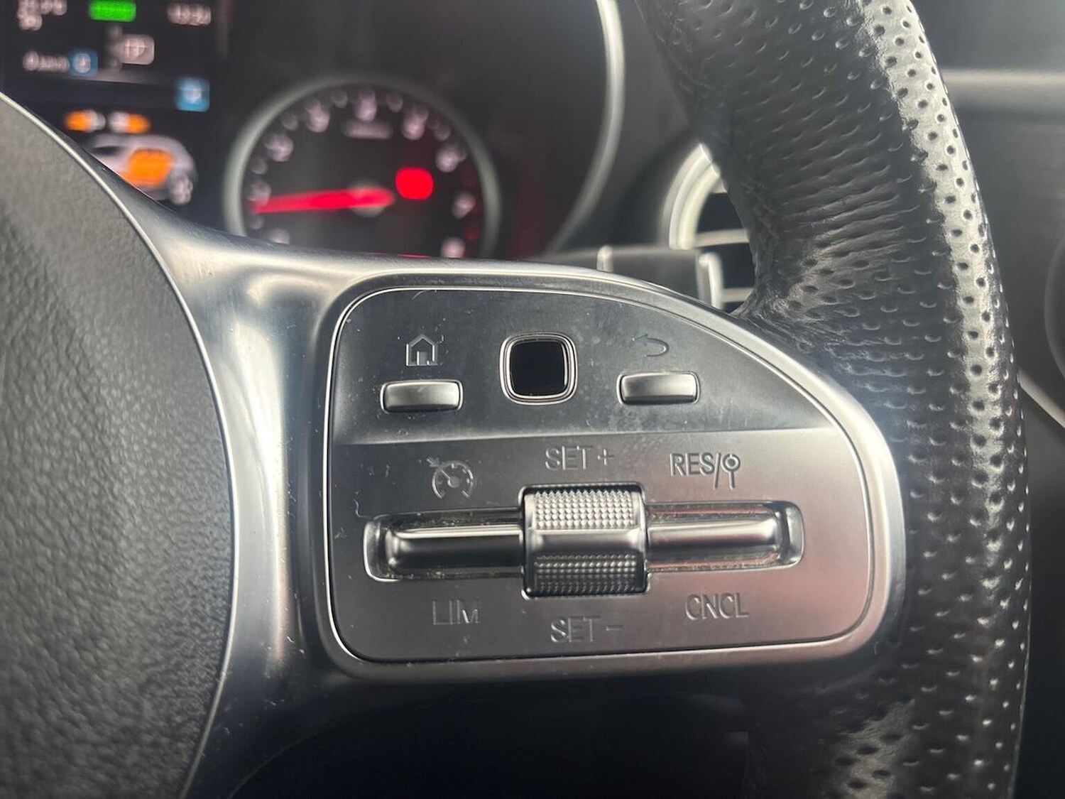 Used Mercedes-Benz GLC 2020 for sale - 76426788: Photo 27