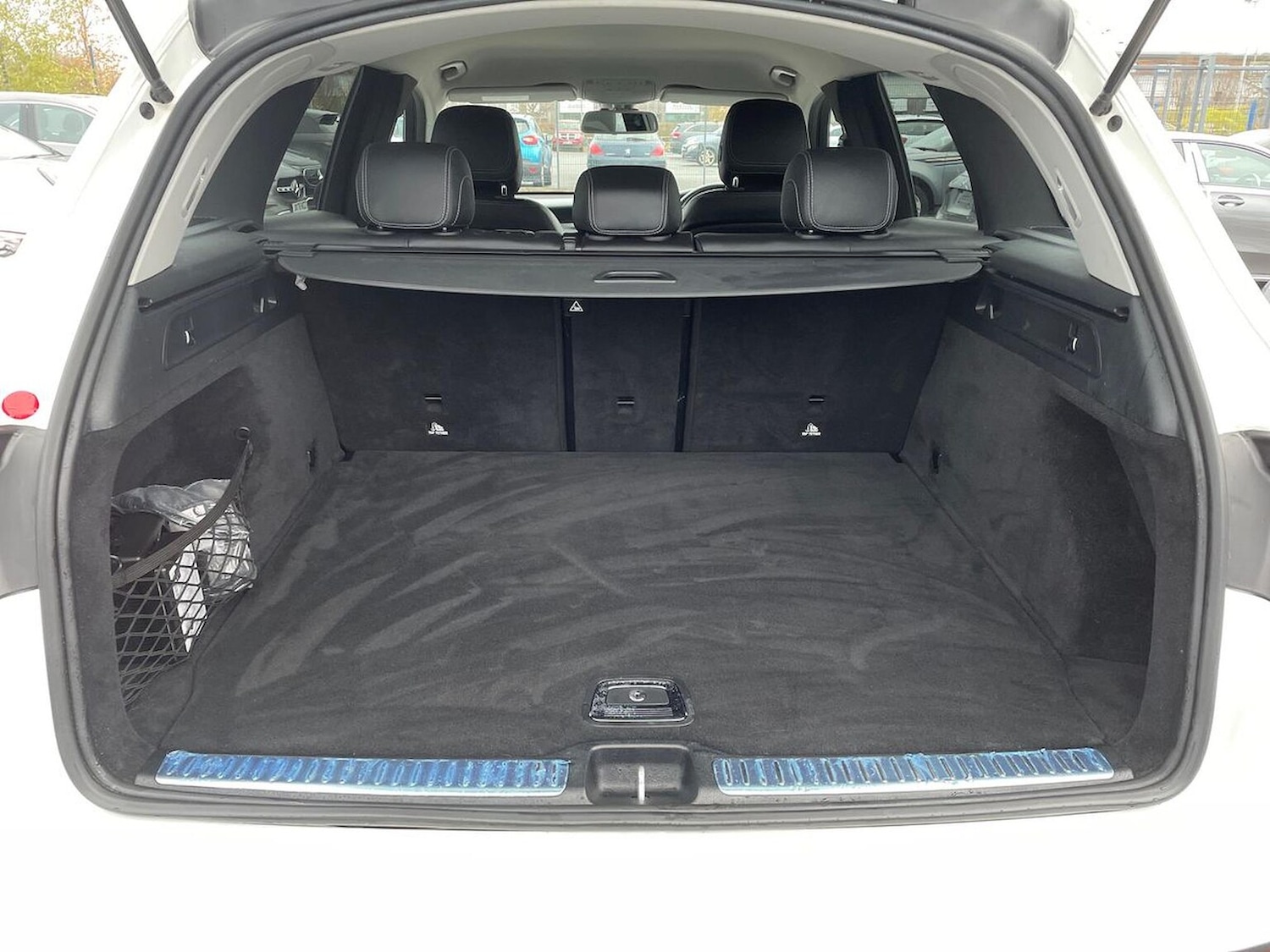 Used Mercedes-Benz GLC 2019 for sale - 76699401: Photo 18