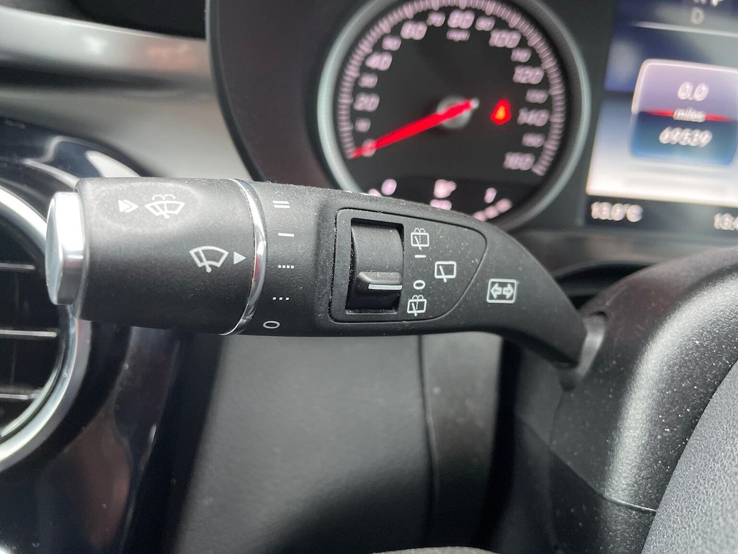 Used Mercedes-Benz GLC 2019 for sale - 76699401: Photo 29