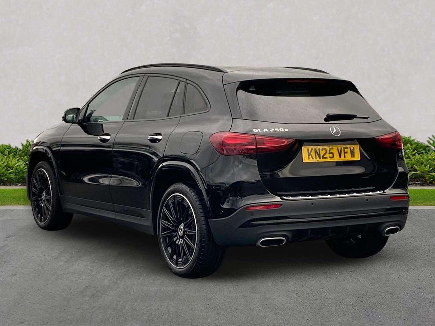 Used Mercedes-Benz GLA 2025 for sale - 77931687: Photo 2