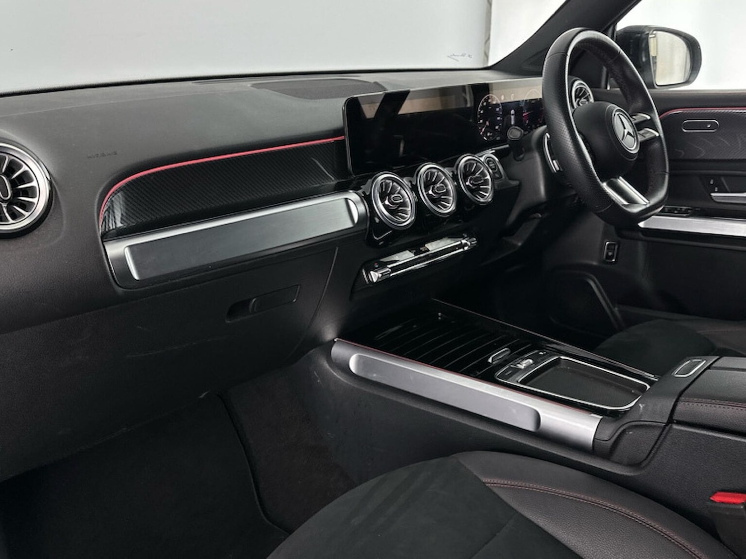 Used Mercedes-Benz GLB 2024 for sale - 76470996: Photo 6