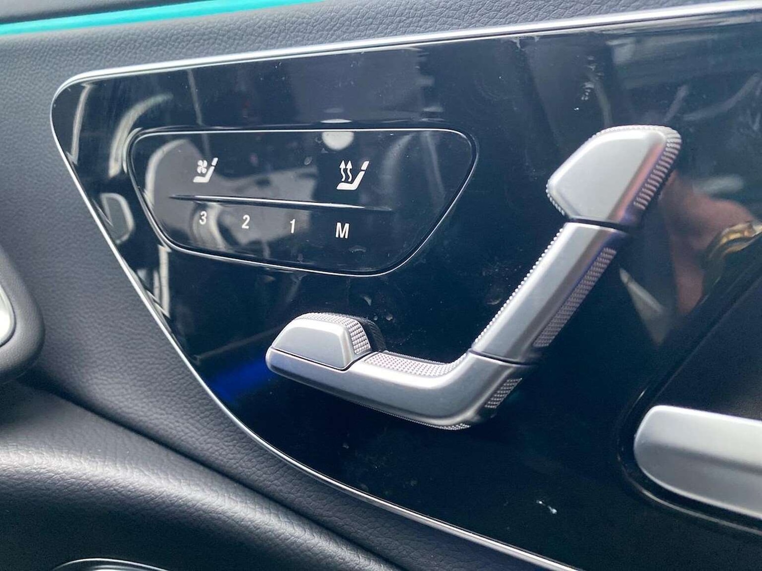 Used Mercedes-Benz E Class 2024 for sale - 77688028: Photo 30