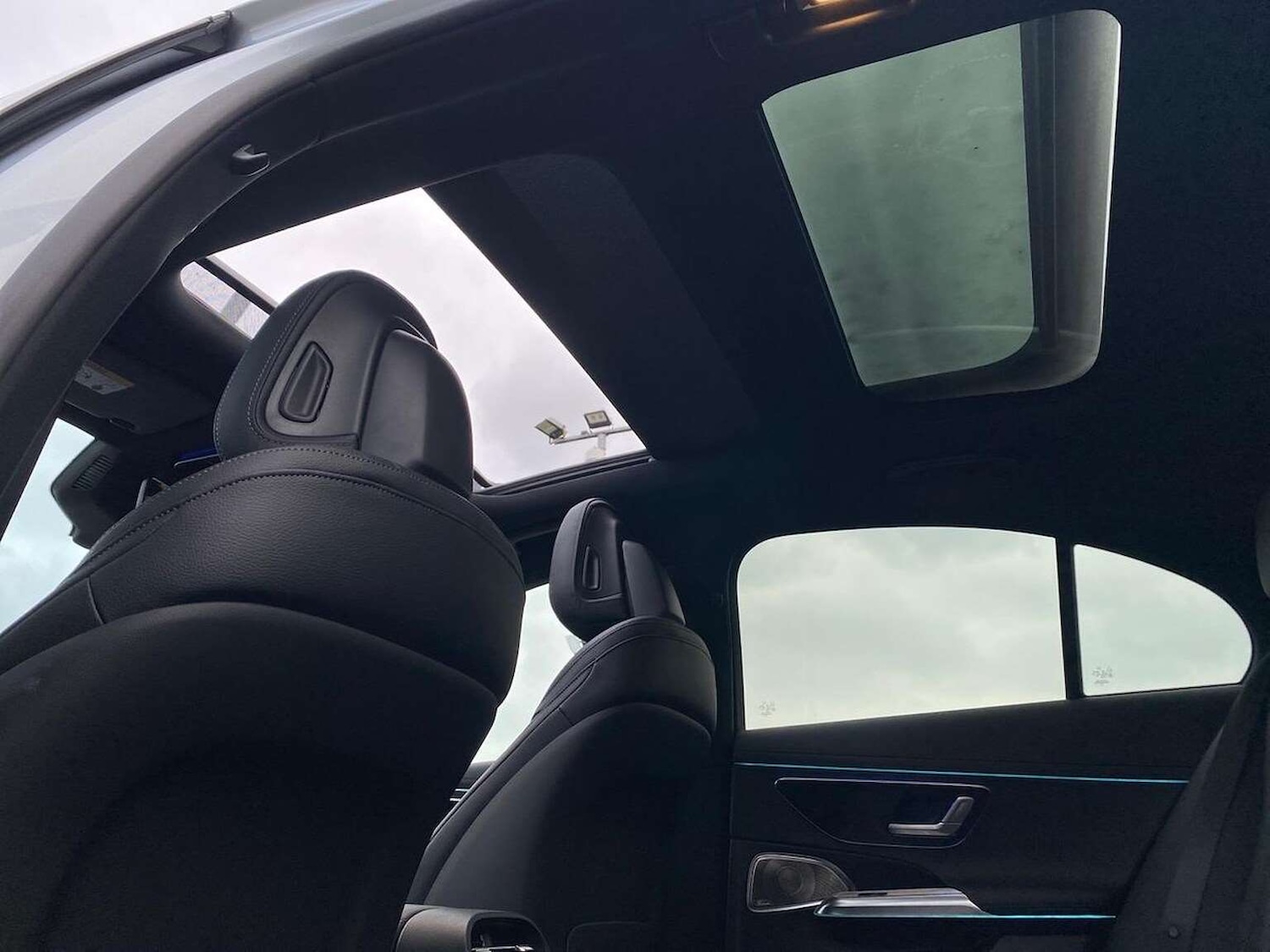 Used Mercedes-Benz E Class 2024 for sale - 77688028: Photo 40