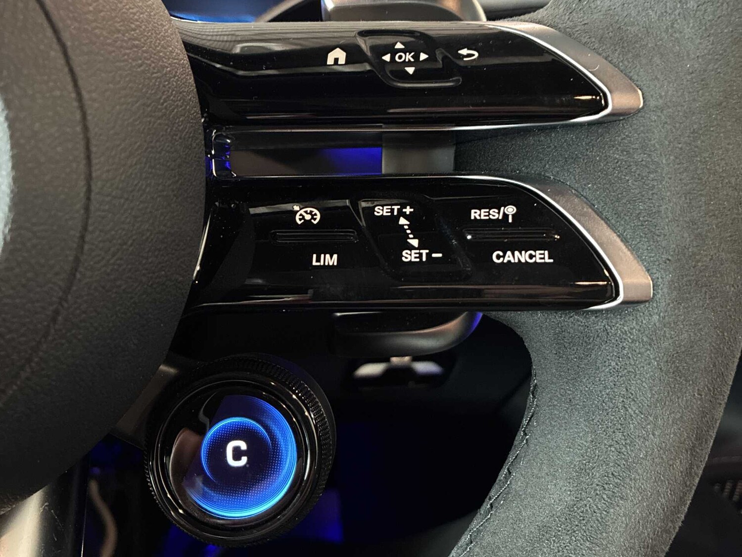 Used Mercedes-Benz AMG GT 2024 for sale - 78106390: Photo 23