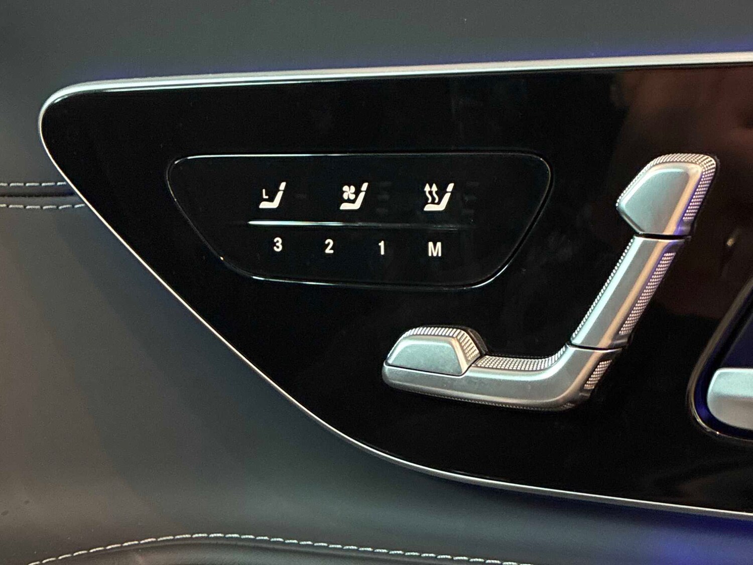 Used Mercedes-Benz AMG GT 2024 for sale - 78106390: Photo 27