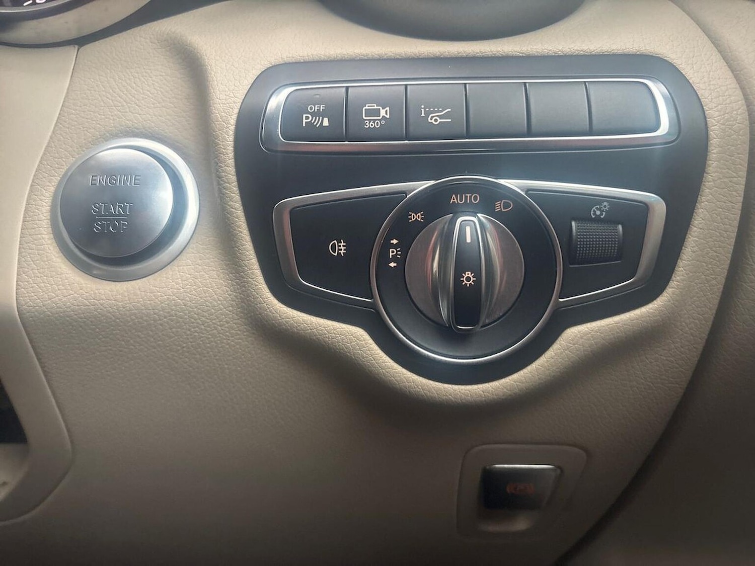 Used Mercedes-Benz GLC 2016 for sale - 76418244: Photo 22