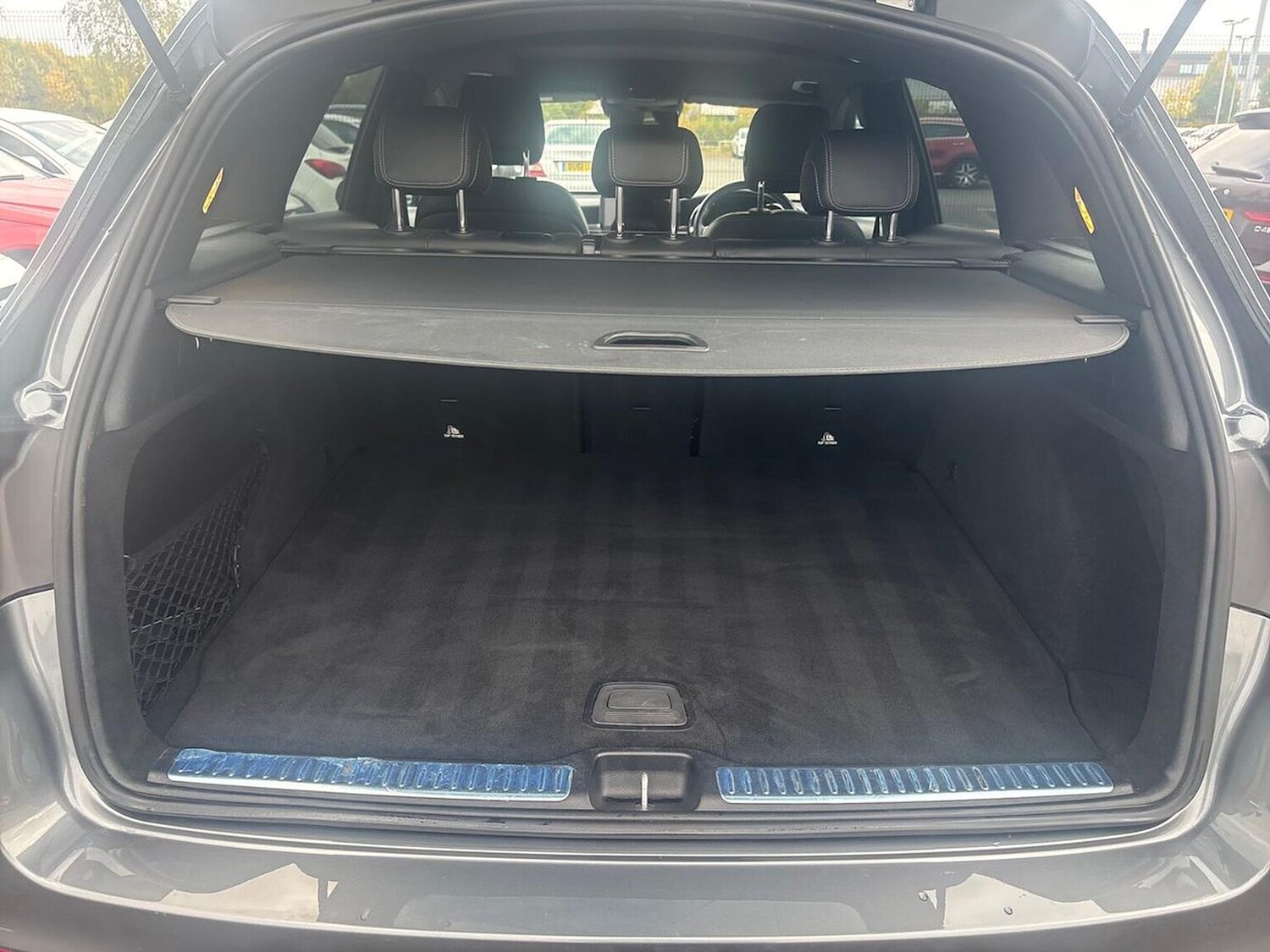 Used Mercedes-Benz GLC 2020 for sale - 76305399: Photo 17