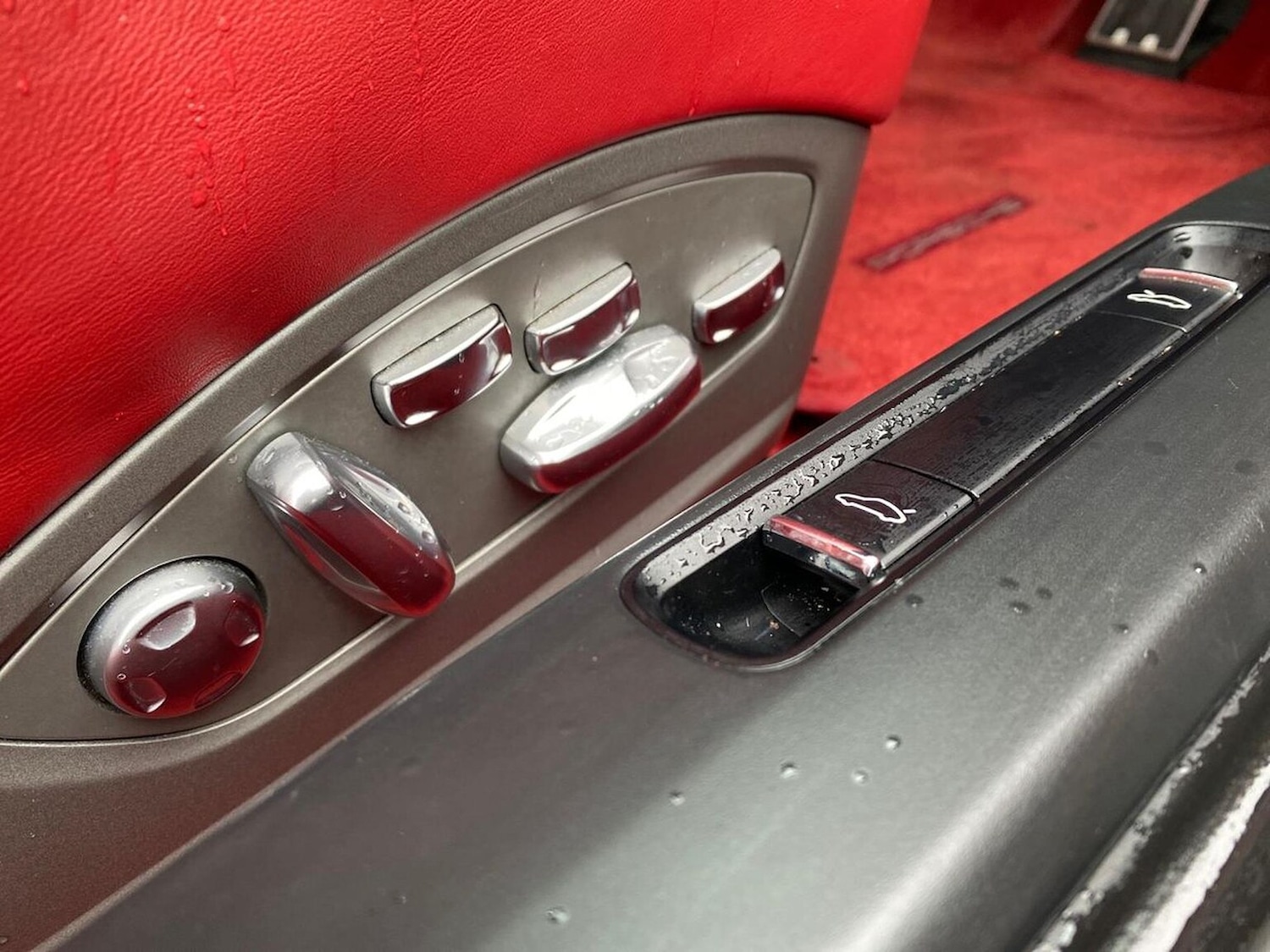 Used Porsche 911 2012 for sale - 77028131: Photo 2