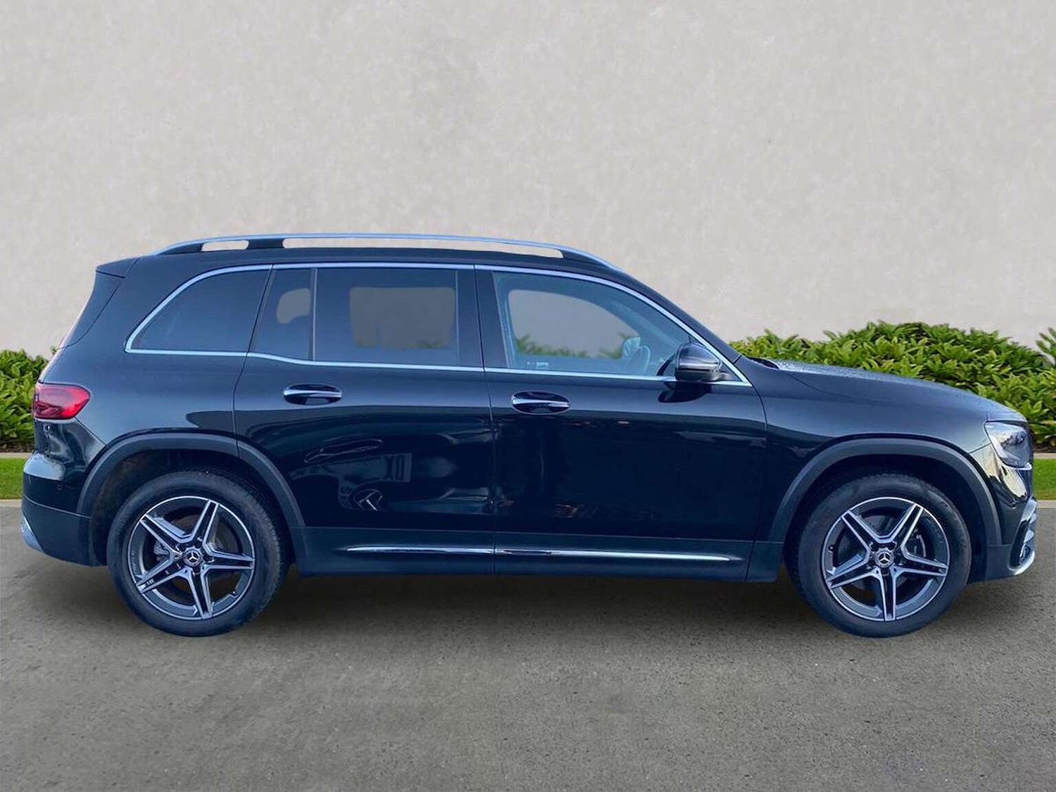 Used Mercedes-Benz GLB 2024 for sale - 77578779: Photo 3