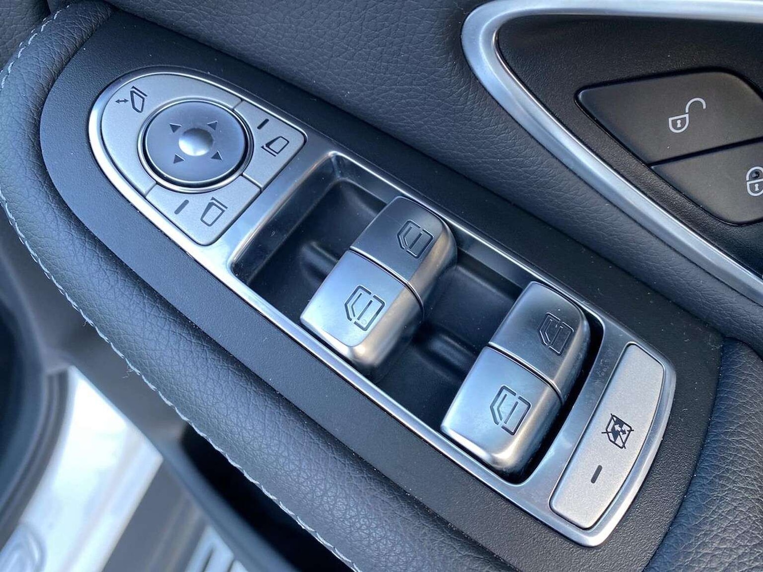 Used Mercedes-Benz EQC 2021 for sale - 77595504: Photo 24