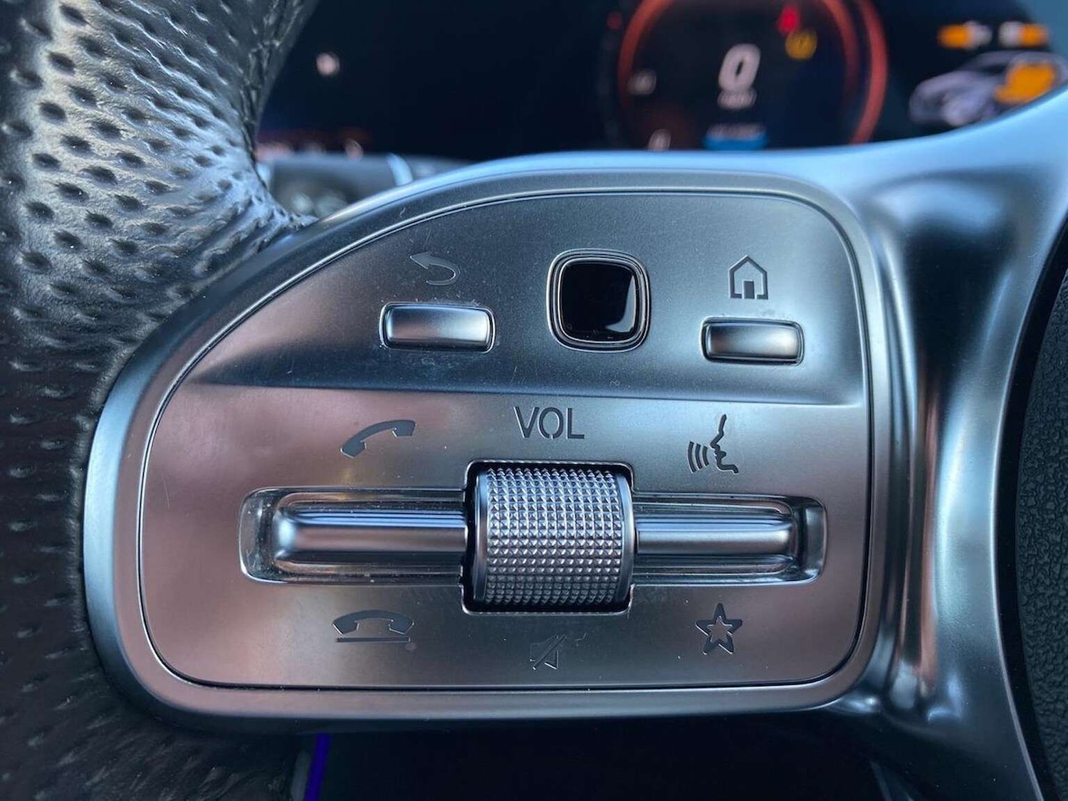 Used Mercedes-Benz EQC 2021 for sale - 77595504: Photo 30