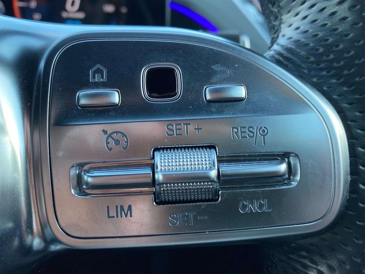 Used Mercedes-Benz EQC 2021 for sale - 77595504: Photo 31