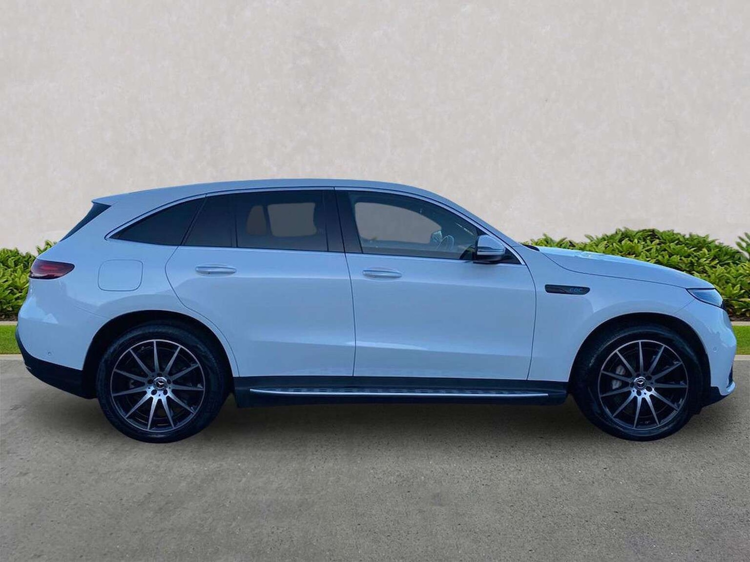 Used Mercedes-Benz EQC 2021 for sale - 77595504: Photo 4