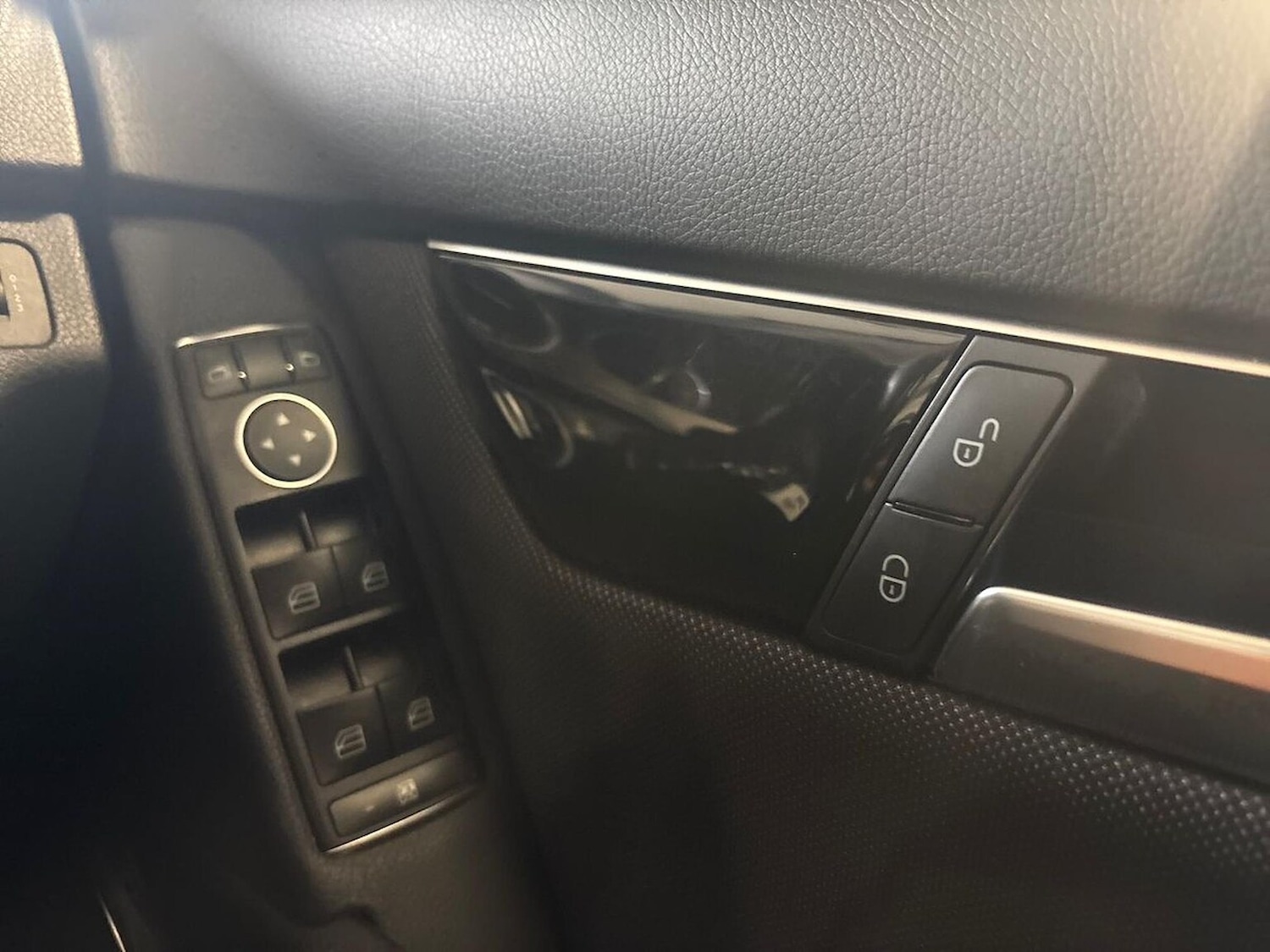 Used Mercedes-Benz C Class 2011 for sale - 76461825: Photo 21