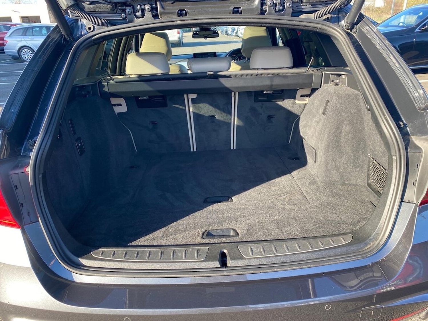 Used BMW 3 Series 2017 for sale - 76637740: Photo 17