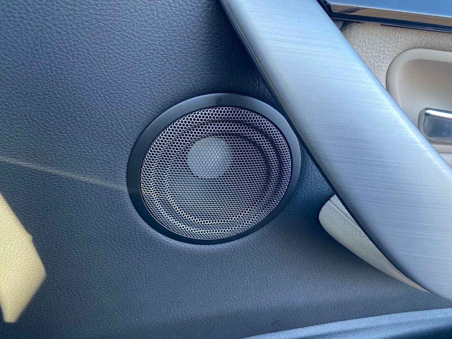 Used BMW 3 Series 2017 for sale - 76637740: Photo 31