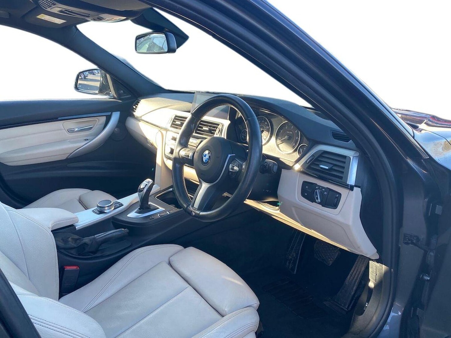 Used BMW 3 Series 2017 for sale - 76637740: Photo 7