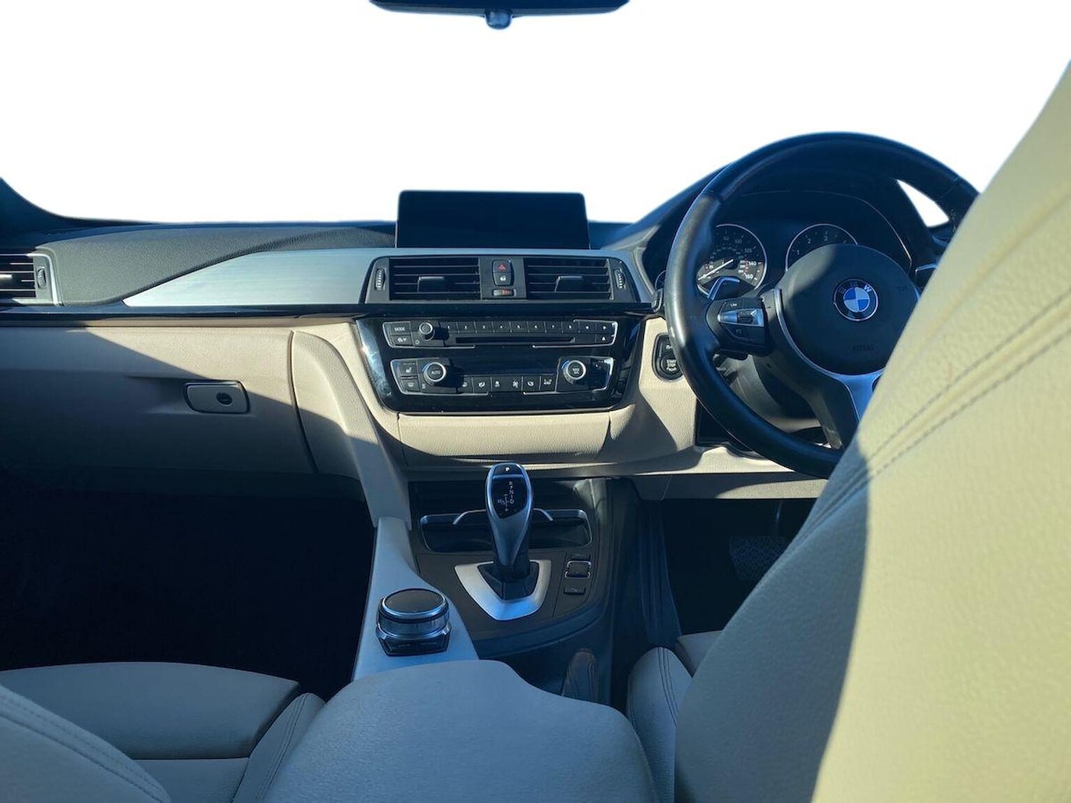 Used BMW 3 Series 2017 for sale - 76637740: Photo 8