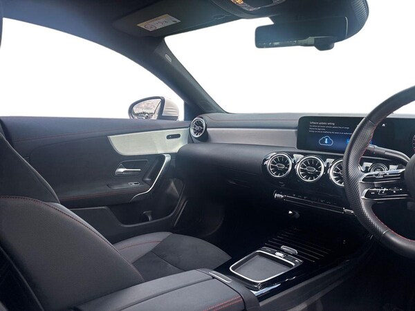 Used Mercedes-Benz CLA 2024 for sale - 76157218: Photo 15