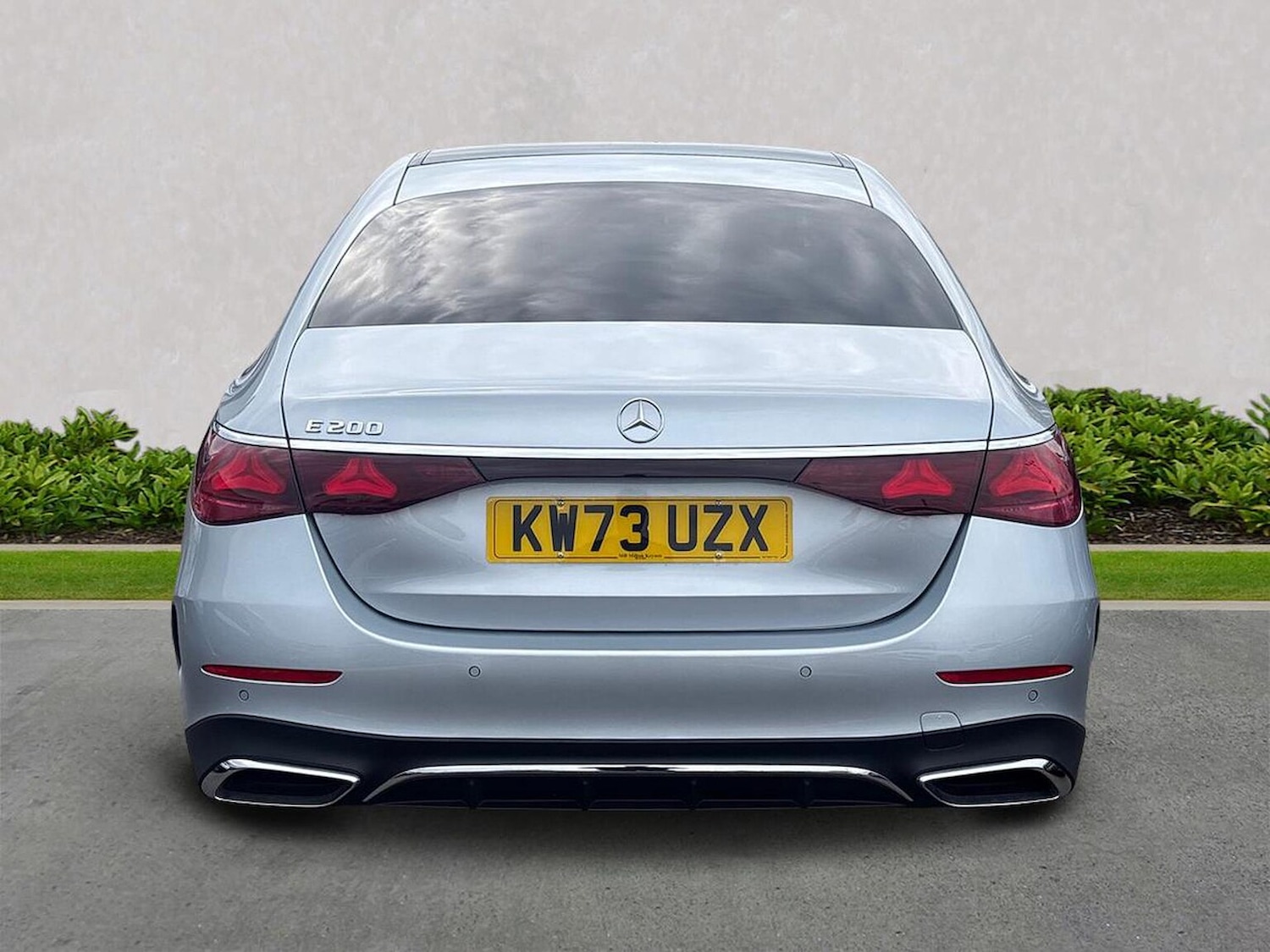 Used Mercedes-Benz E Class 2023 for sale - 76149496: Photo 4