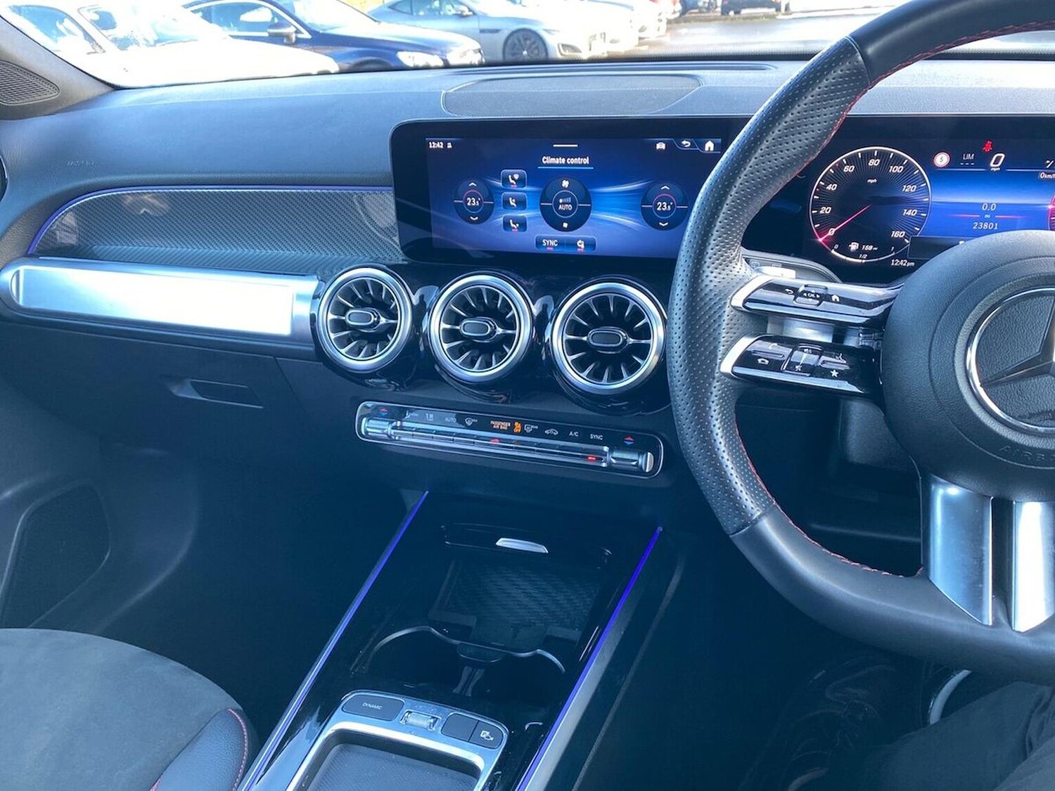 Used Mercedes-Benz GLB 2024 for sale - 76340619: Photo 14