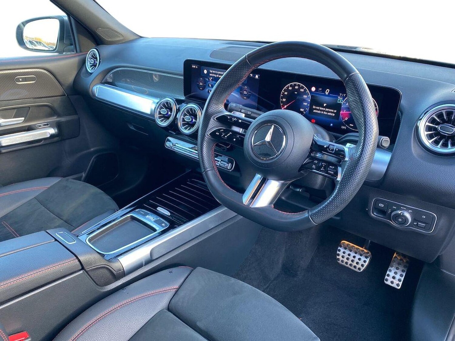 Used Mercedes-Benz GLB 2024 for sale - 76340619: Photo 16