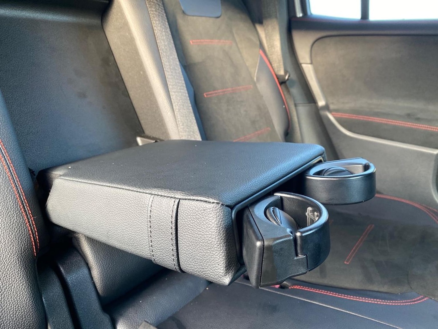 Used Mercedes-Benz GLB 2024 for sale - 76340619: Photo 39