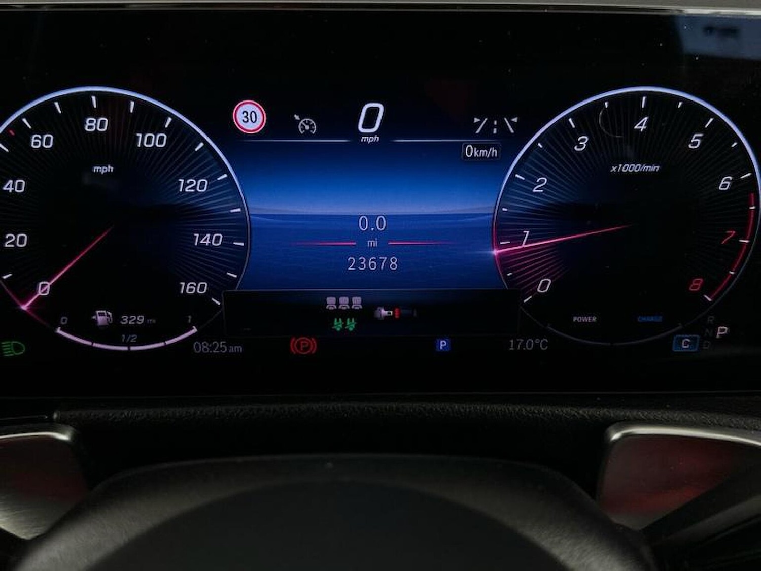 Used Mercedes-Benz GLB 2024 for sale - 76340619: Photo 4