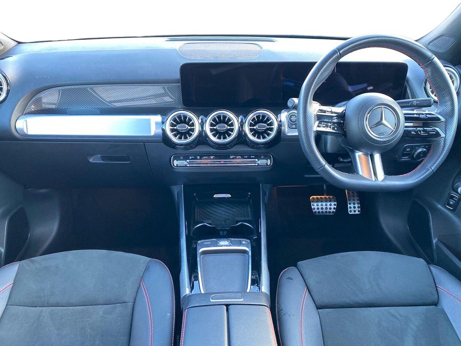 Used Mercedes-Benz GLB 2024 for sale - 76340619: Photo 9