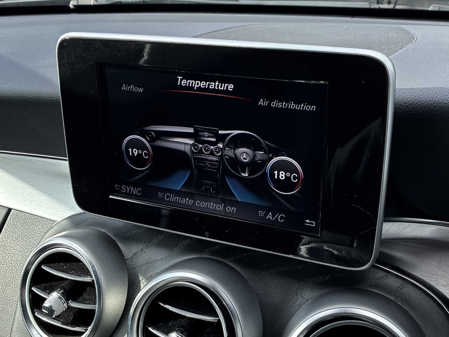 Used Mercedes-Benz C Class 2018 for sale - 78053596: Photo 12
