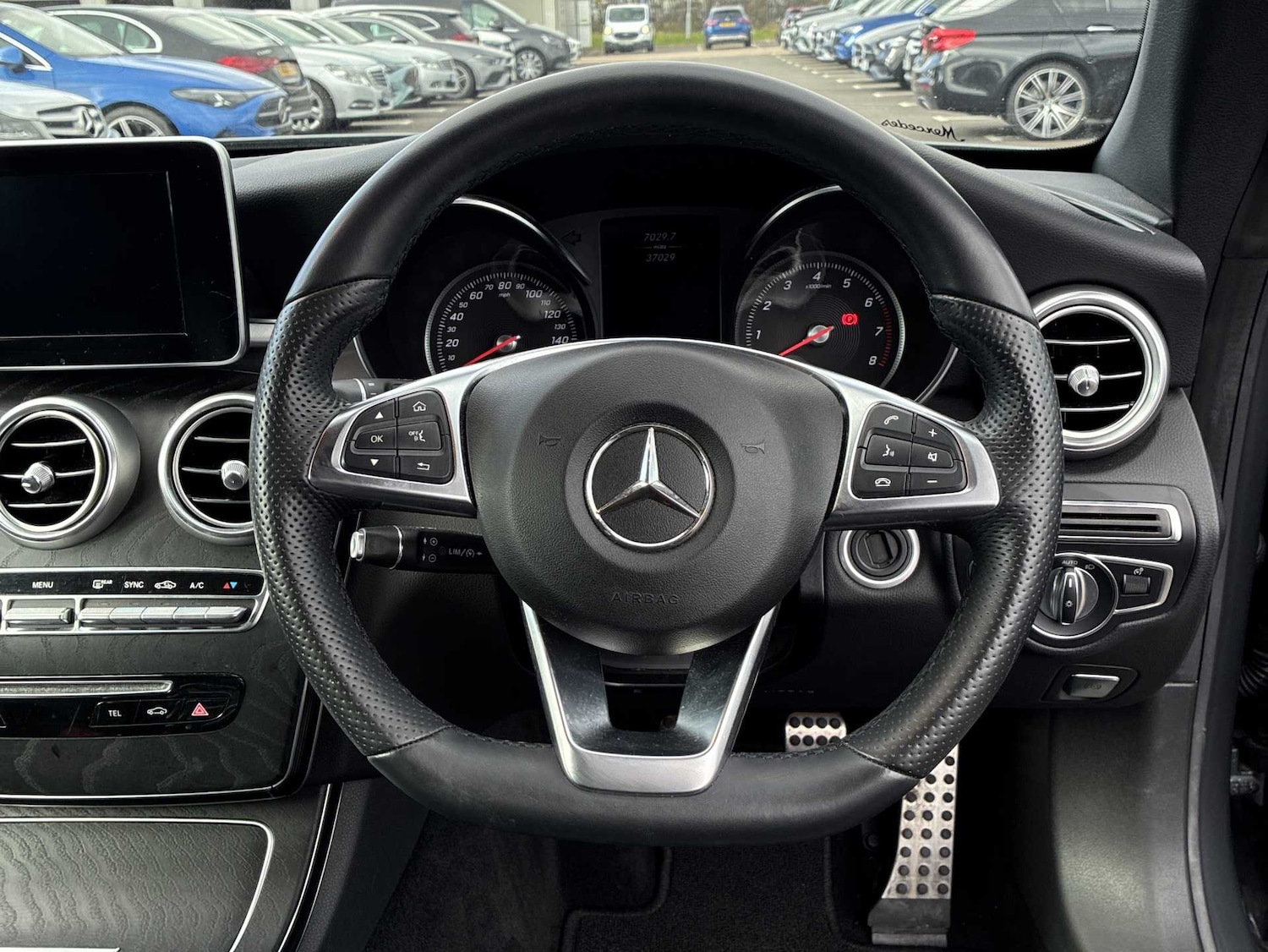 Used Mercedes-Benz C Class 2018 for sale - 78053596: Photo 9