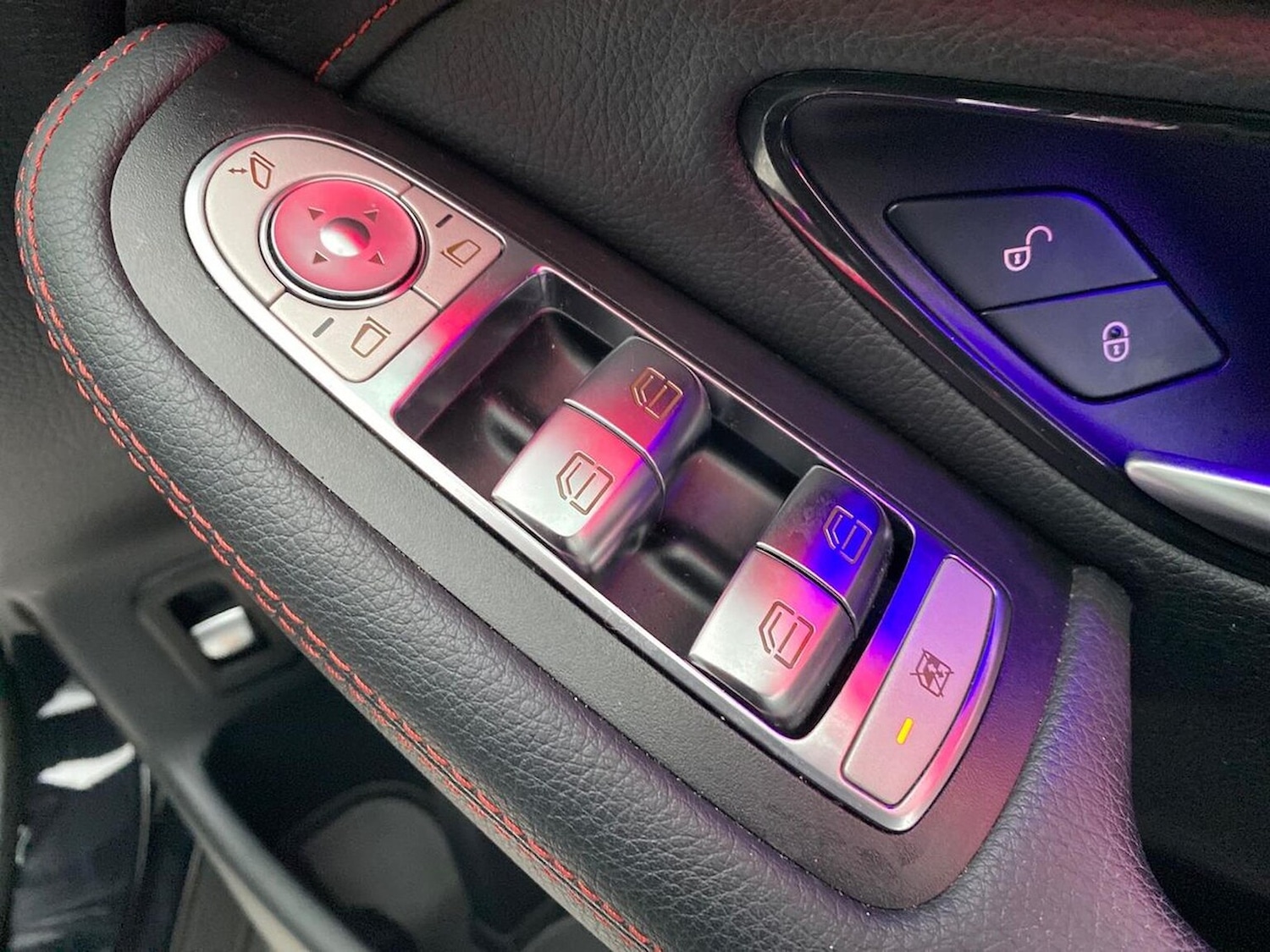 Used Mercedes-Benz GLC 2022 for sale - 76741102: Photo 22