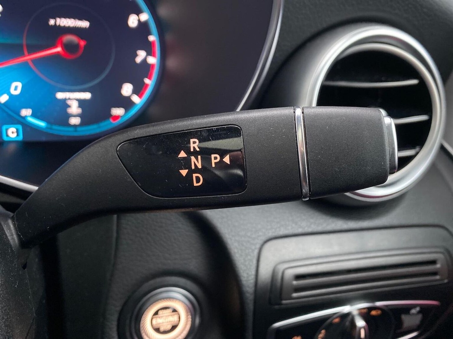 Used Mercedes-Benz GLC 2022 for sale - 76741102: Photo 30