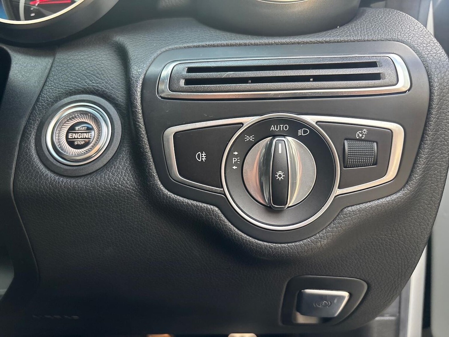 Used Mercedes-Benz C-Class 2019 for sale - 76149444: Photo 22
