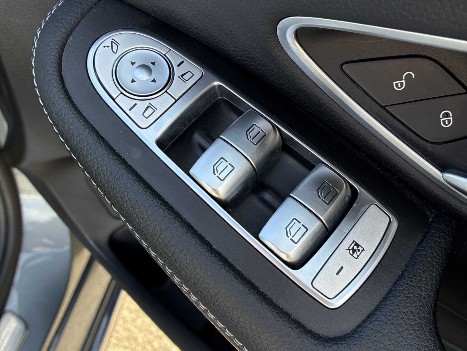 Used Mercedes-Benz C Class 2021 for sale - 78196101: Photo 21