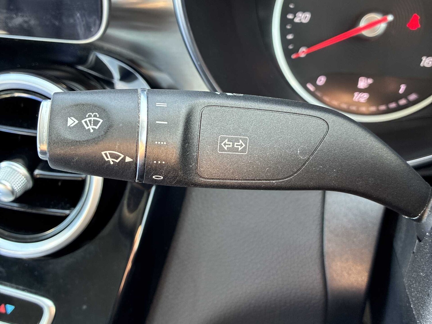 Used Mercedes-Benz C Class 2021 for sale - 78196101: Photo 27