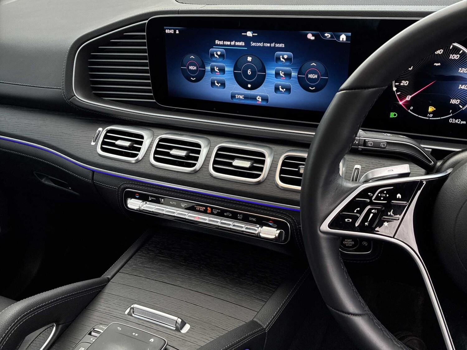 Used Mercedes-Benz GLE 2025 for sale - 78026157: Photo 13