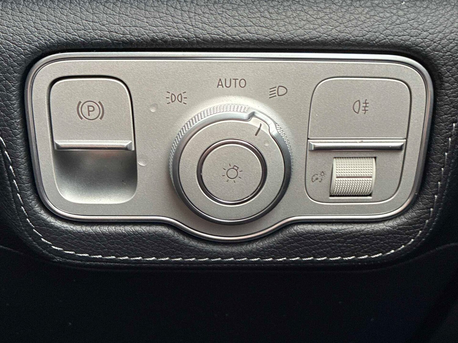 Used Mercedes-Benz GLE 2025 for sale - 78026157: Photo 31