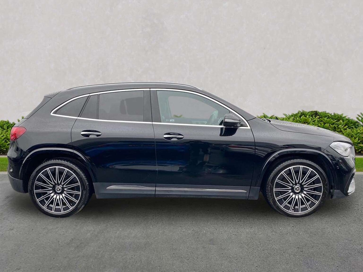 Used Mercedes-Benz GLA 2024 for sale - 77872146: Photo 3