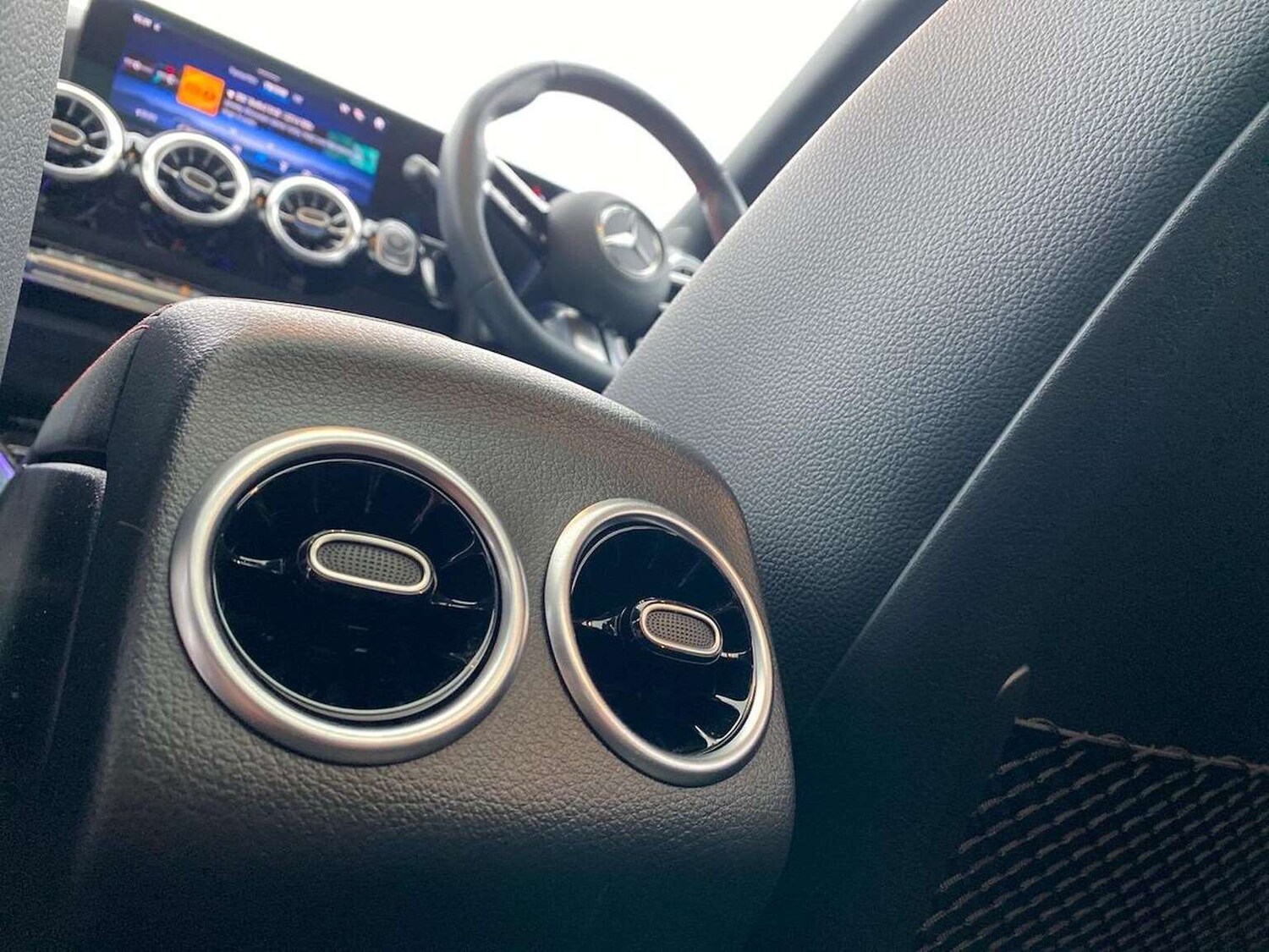 Used Mercedes-Benz GLA 2024 for sale - 77872146: Photo 37