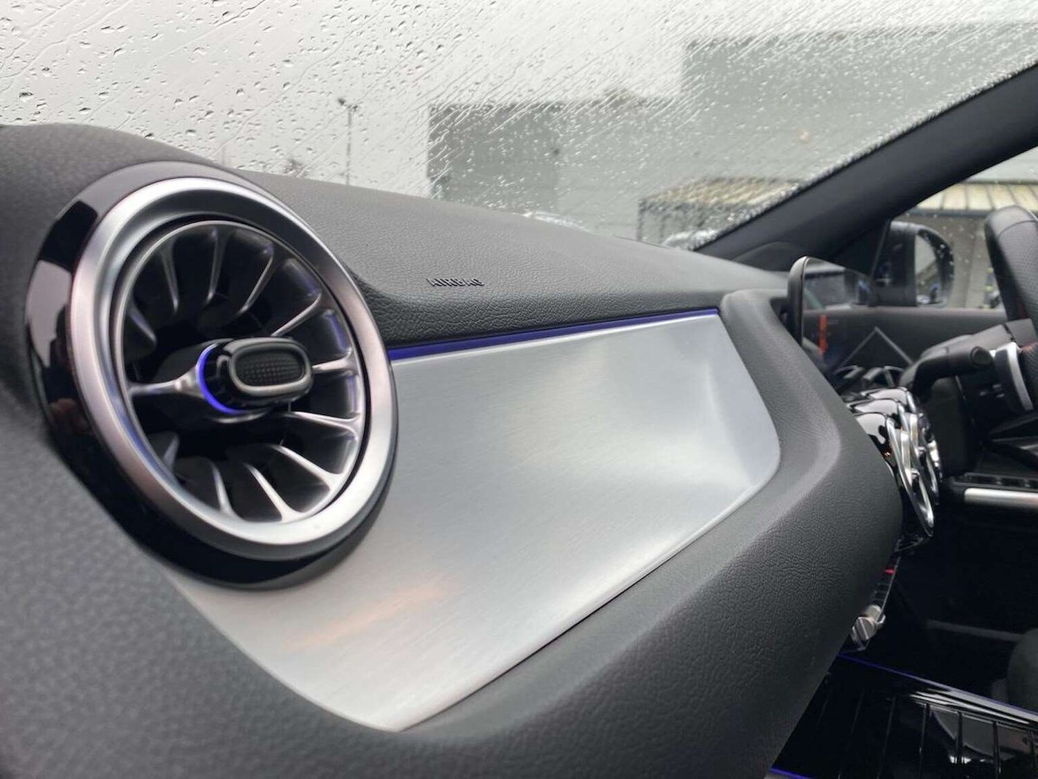 Used Mercedes-Benz GLA 2024 for sale - 77872146: Photo 40