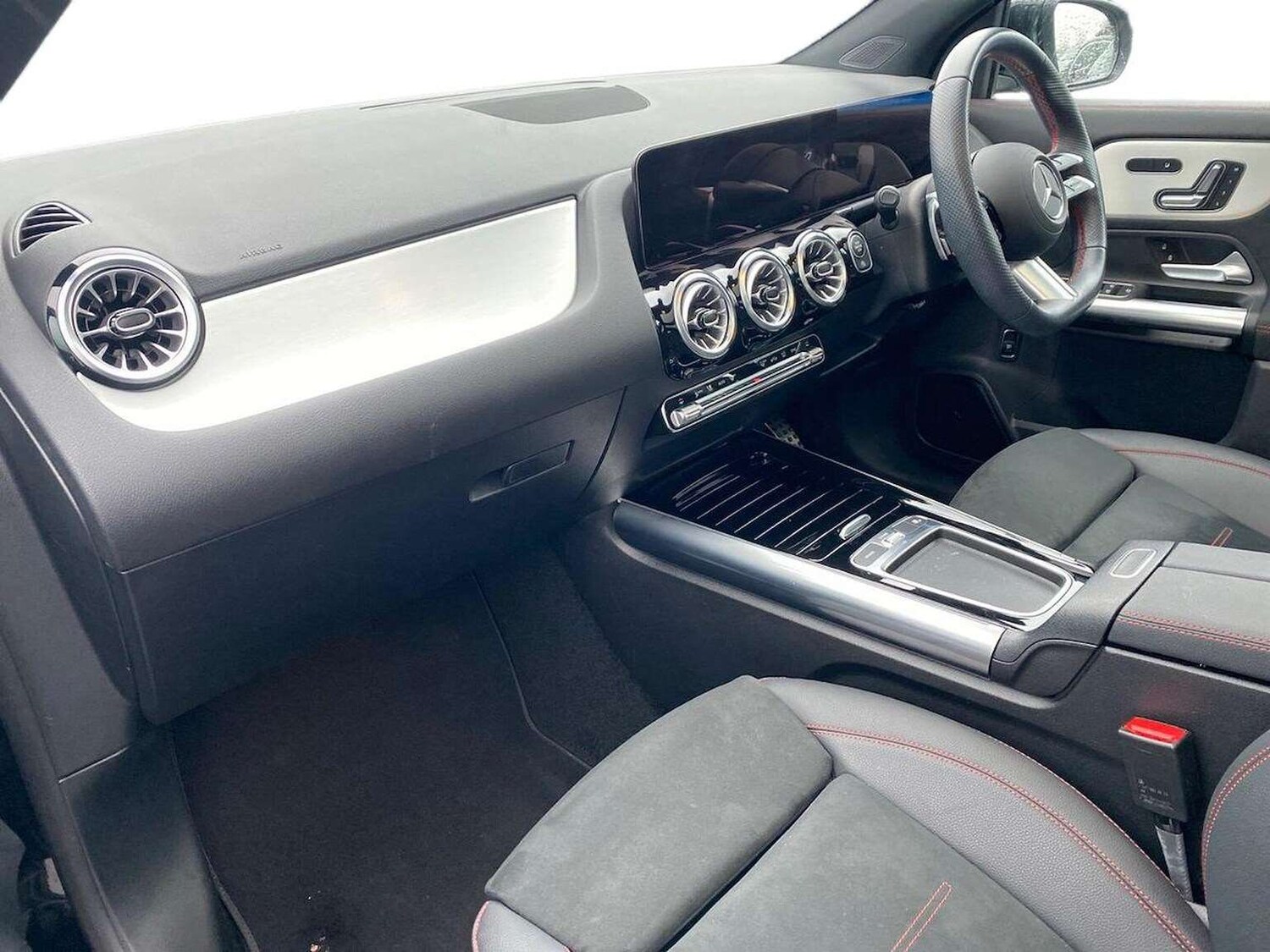 Used Mercedes-Benz GLA 2024 for sale - 77872146: Photo 7