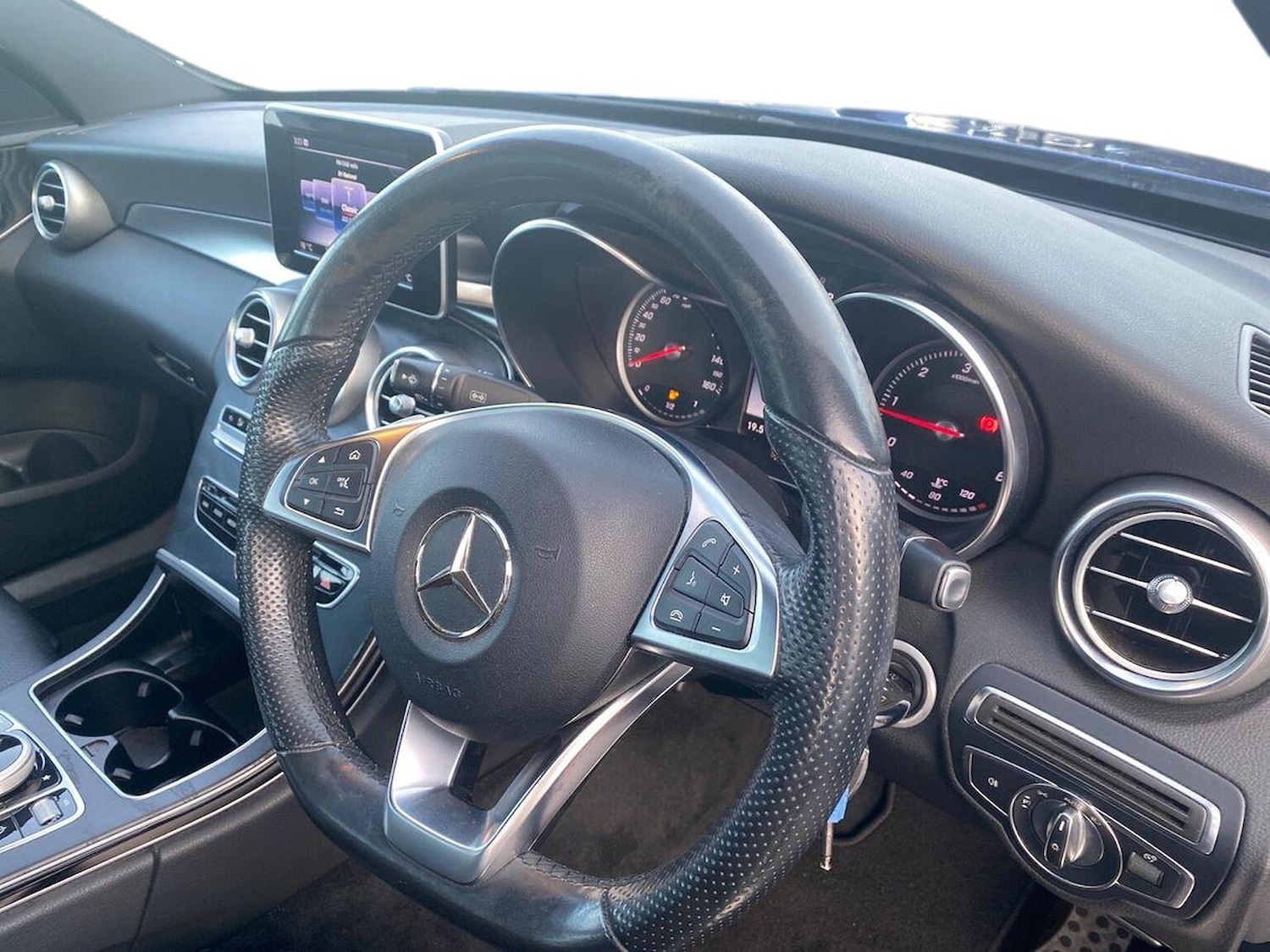 Used Mercedes-Benz C Class 2017 for sale - 76559748: Photo 15