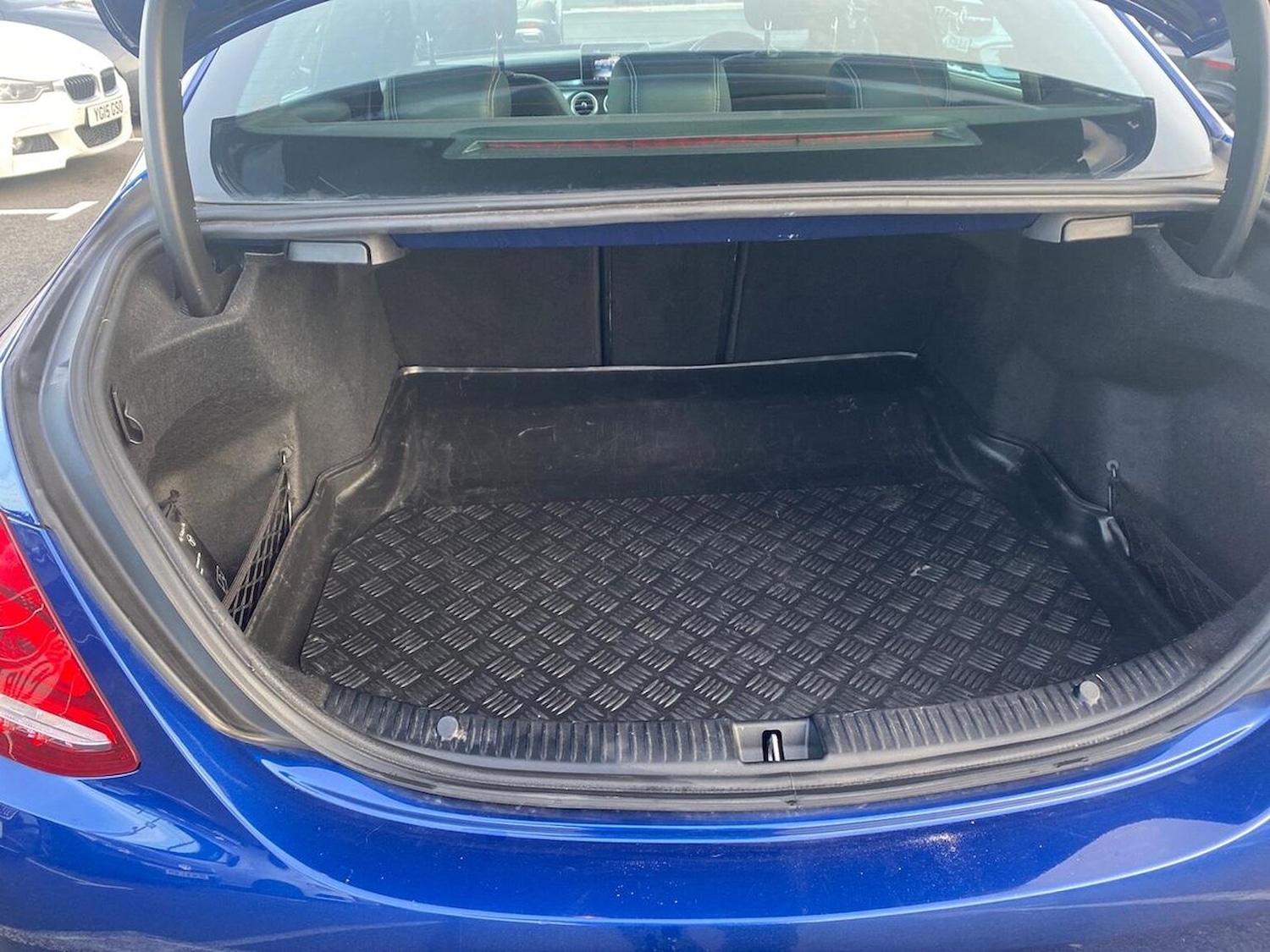 Used Mercedes-Benz C Class 2017 for sale - 76559748: Photo 17