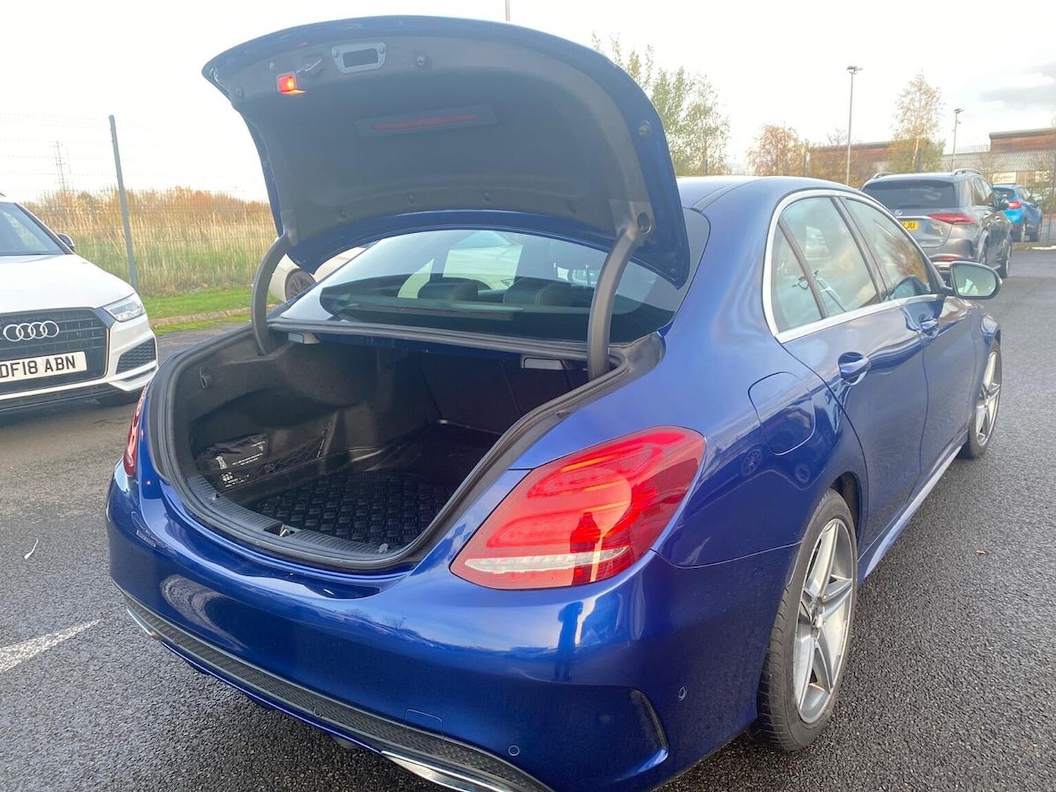 Used Mercedes-Benz C Class 2017 for sale - 76559748: Photo 40