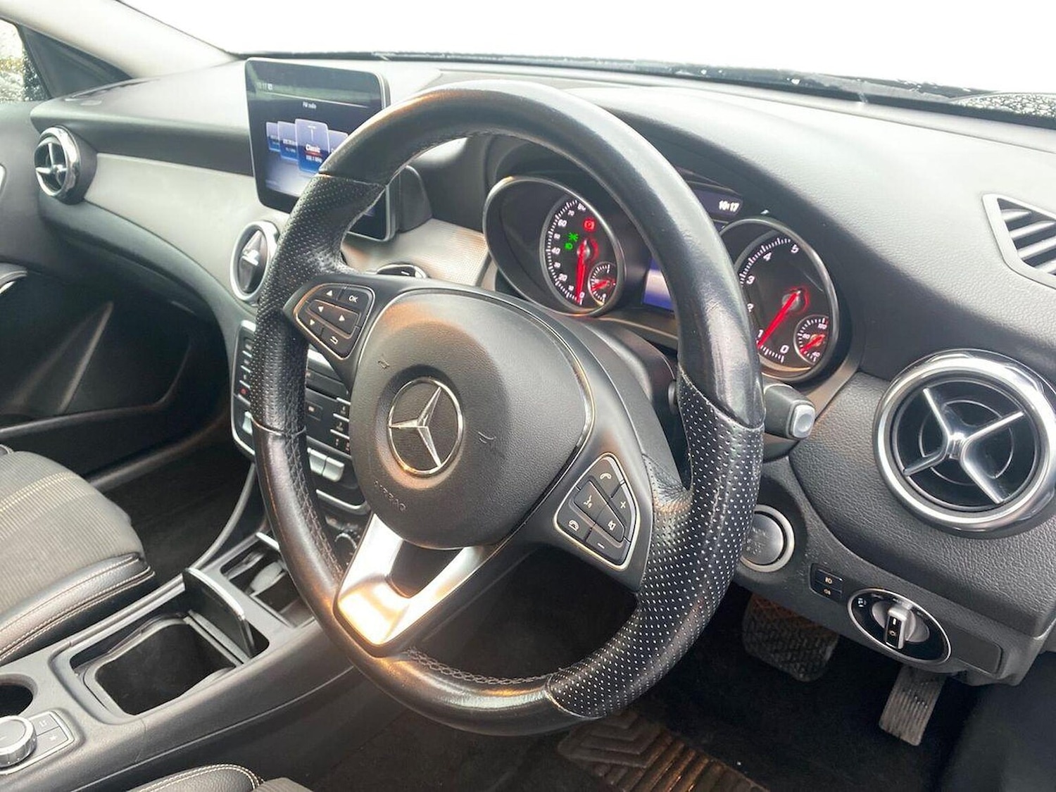 Used Mercedes-Benz GLA 2020 for sale - 76577187: Photo 15