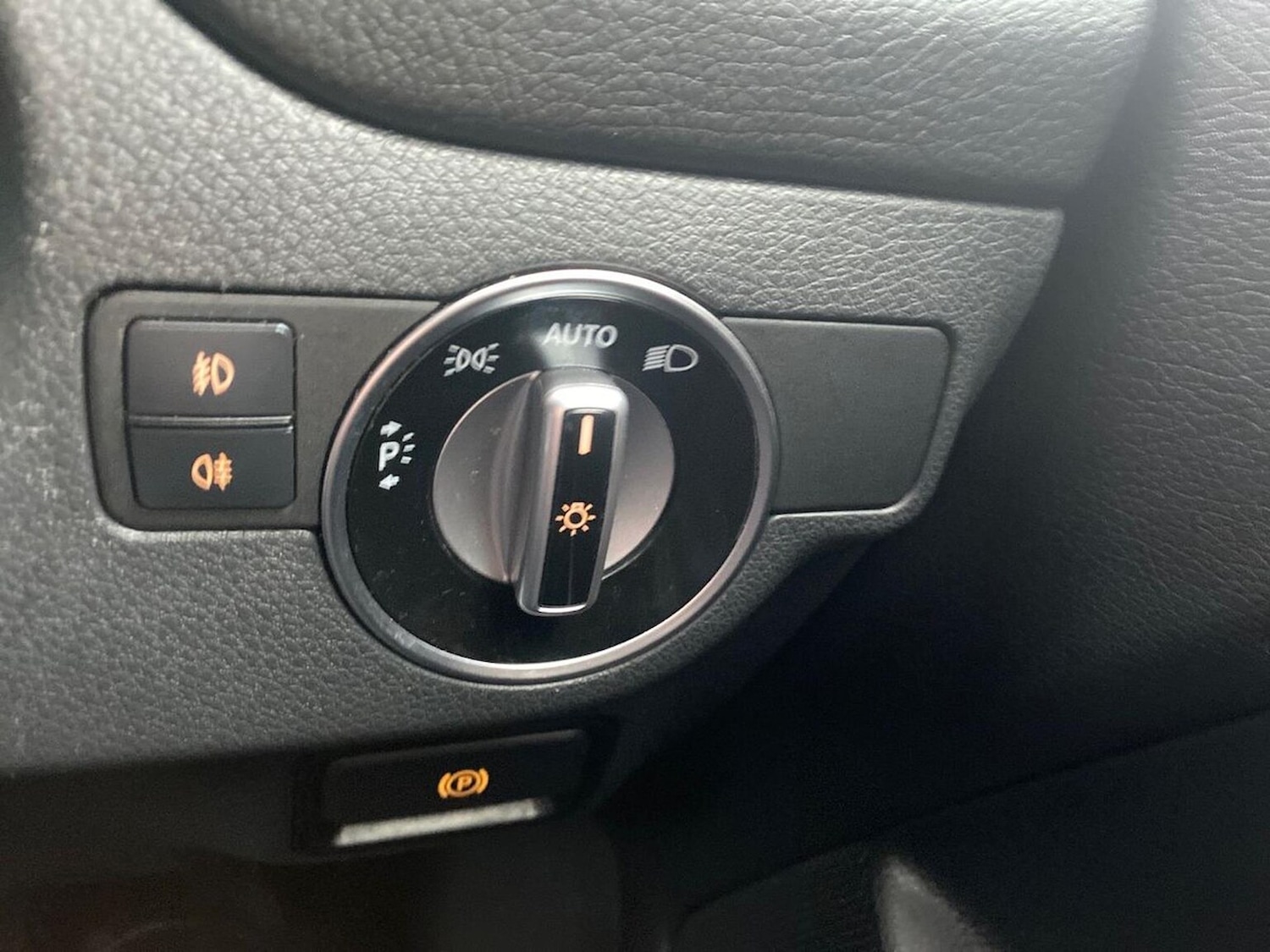 Used Mercedes-Benz GLA 2020 for sale - 76577187: Photo 22