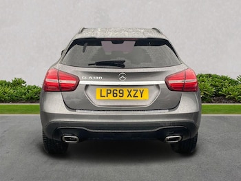 Used Mercedes-Benz GLA 2020 for sale - 76577187: Photo